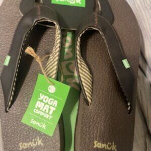 Sanuk Yoga Mat Flip Fogs 10 Brown New